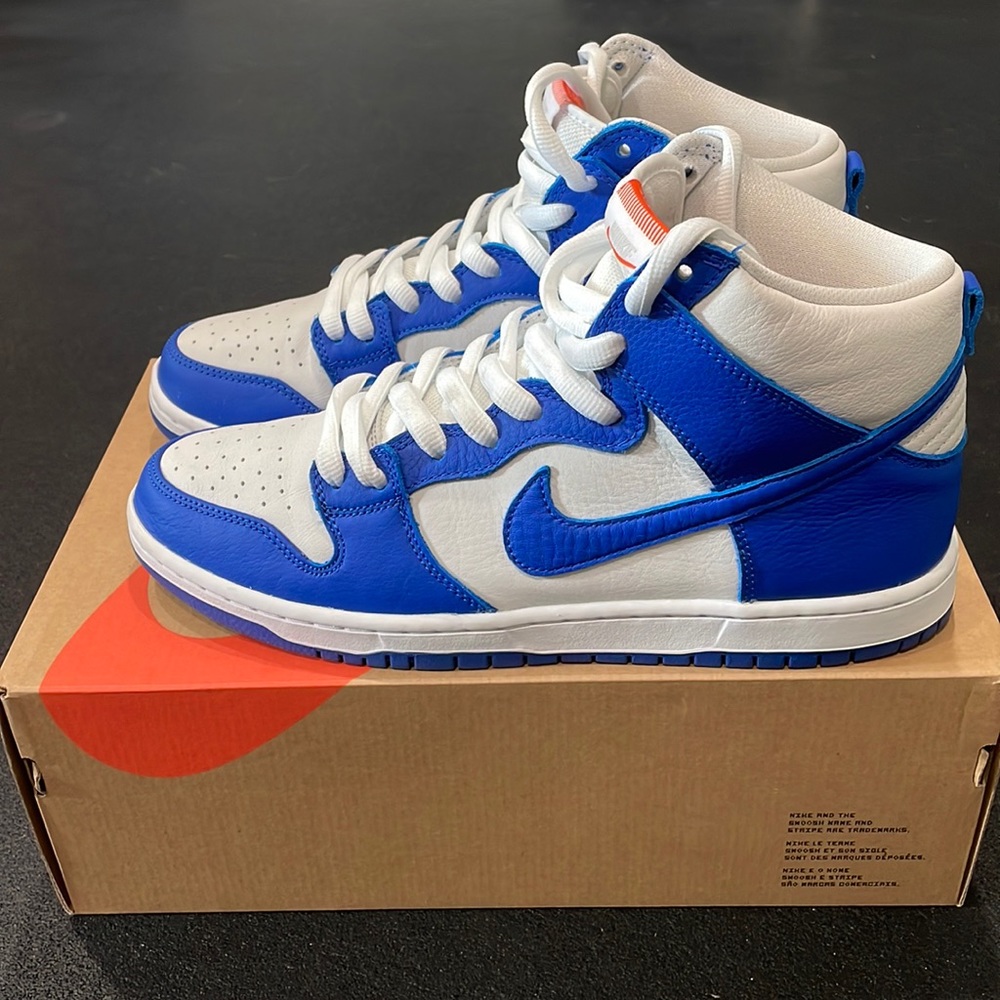 Nike SB Dunk High Pro ISO - Kentucky